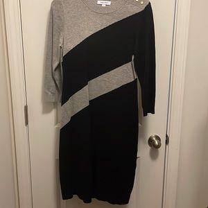 Women’s Nine West Black and Gray sweater dress with gold button accents. S
